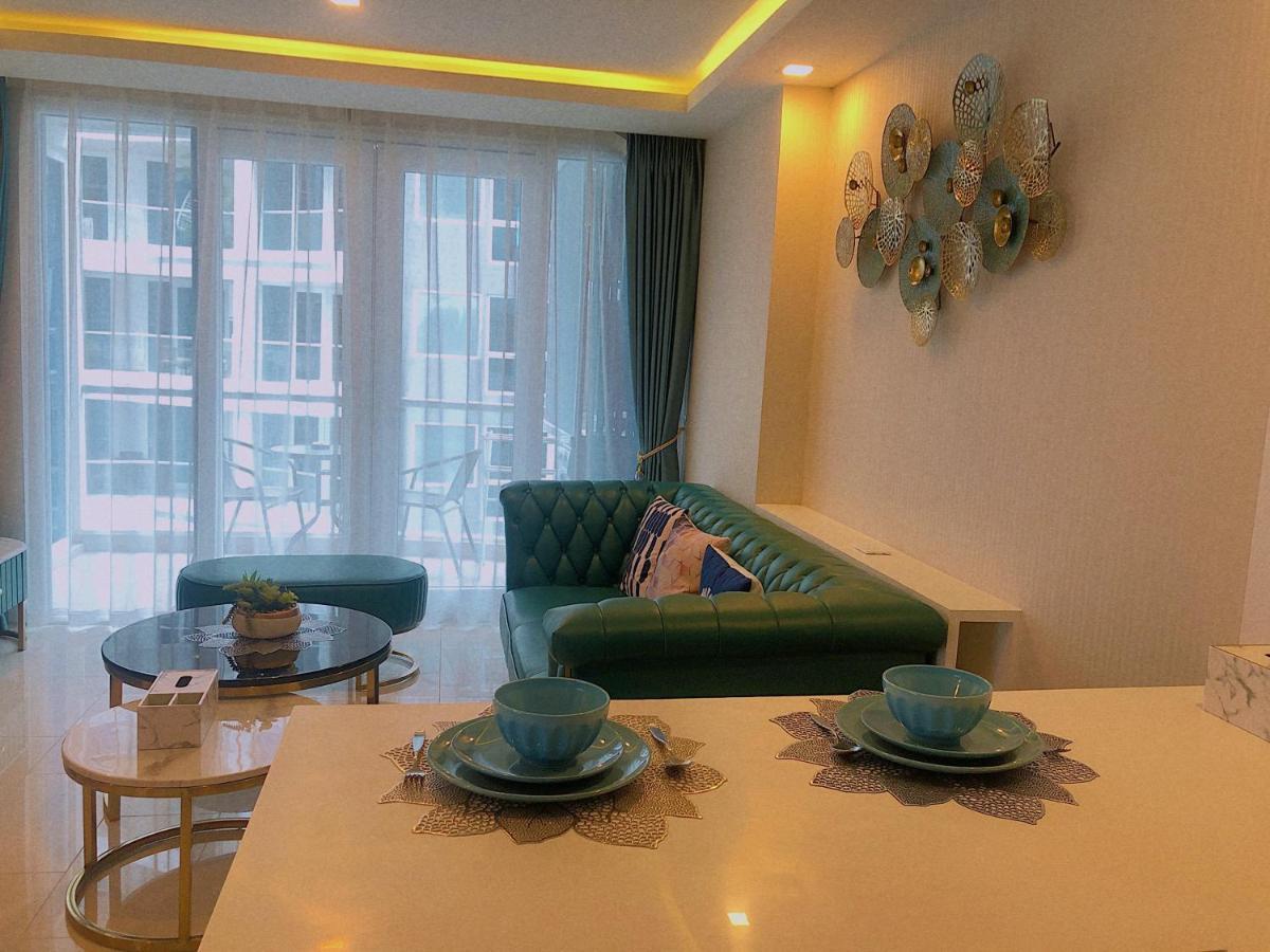 Ferienwohnung Grand Avenue Soi Buakhao By Daisy Pattaya Exterior foto