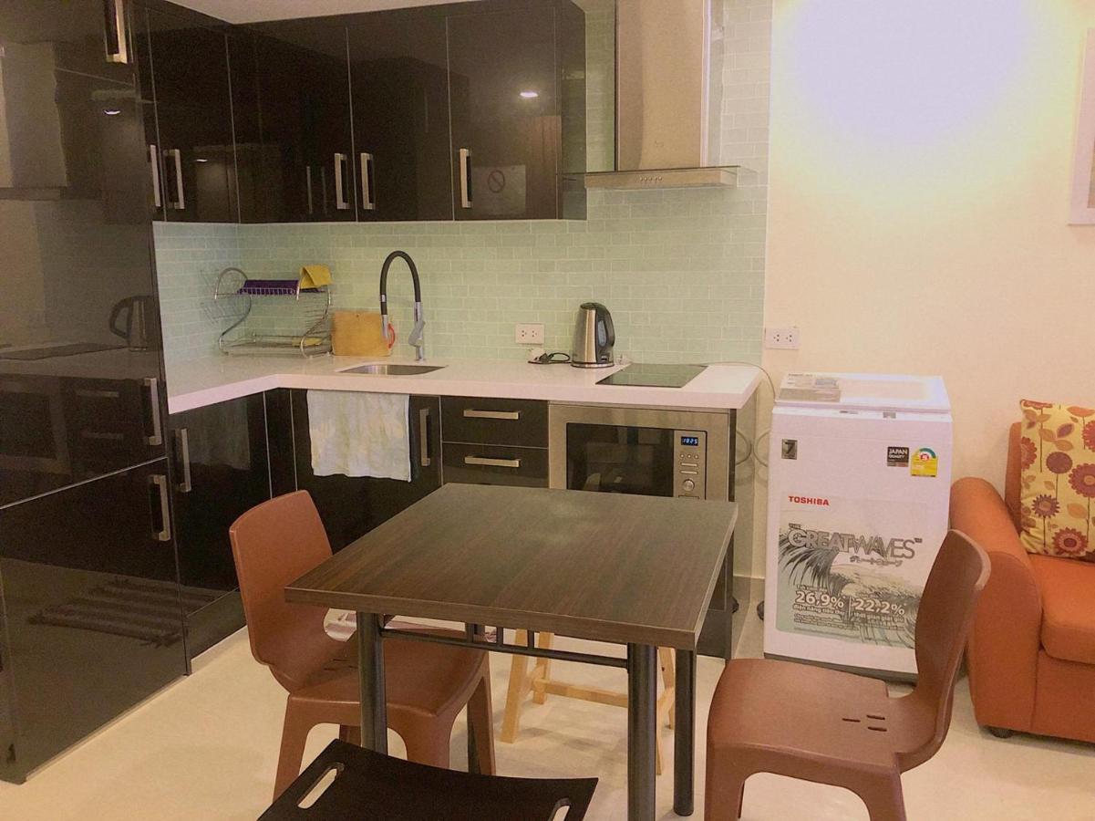 Ferienwohnung Grand Avenue Soi Buakhao By Daisy Pattaya Exterior foto