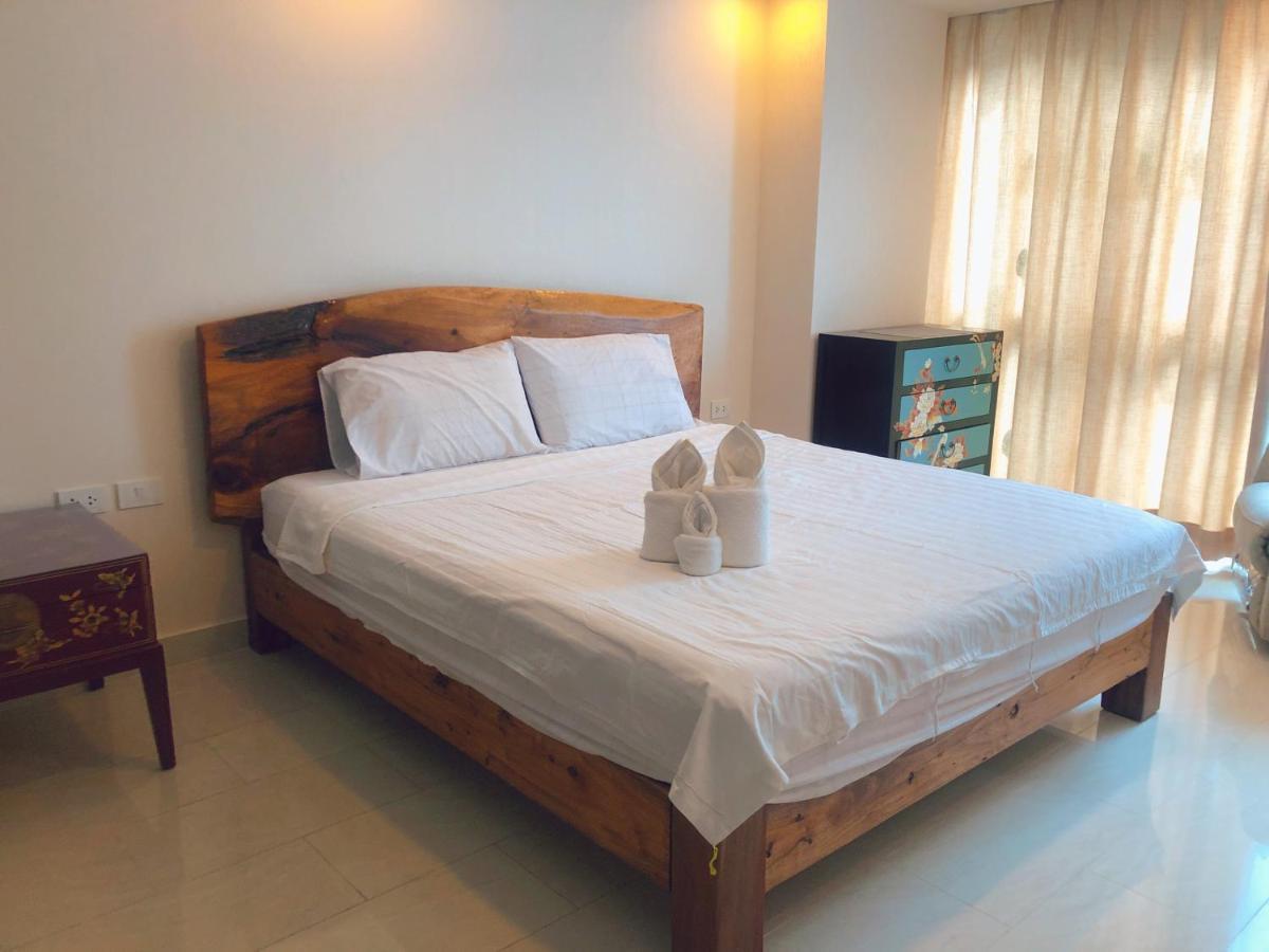 Ferienwohnung Grand Avenue Soi Buakhao By Daisy Pattaya Exterior foto