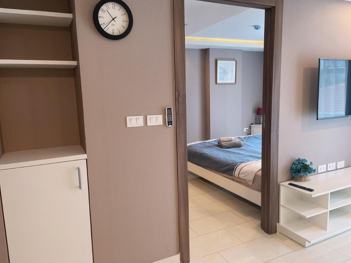 Ferienwohnung Grand Avenue Soi Buakhao By Daisy Pattaya Exterior foto